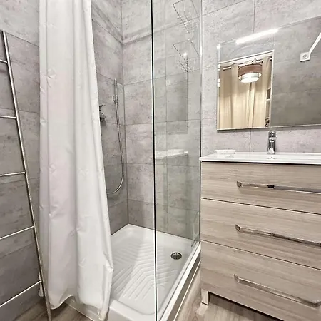 Apartment Sm550 5 Avec Jardin *