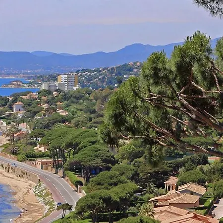Sm550 5 Avec Jardin Apartment Sainte-Maxime